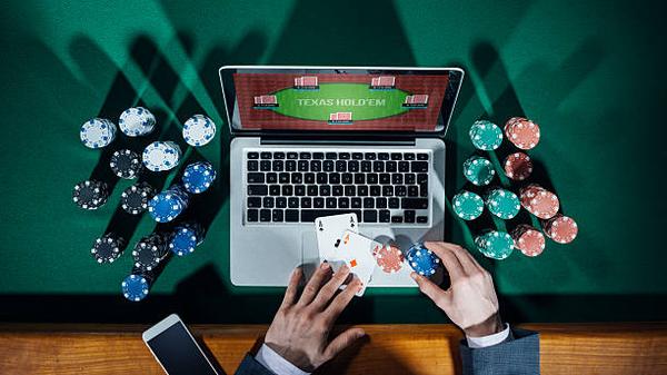 How to Maximize Rewards Playing Slots on mahkota338